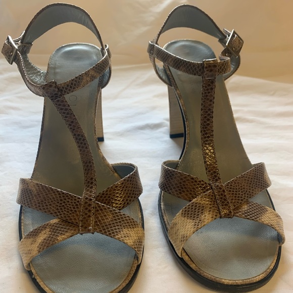 ‼️SALE Gucci Snakeskin Purse with Chain Strap w/ Dust Bag Like New! - Picture 8 of 11